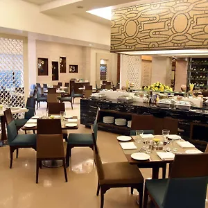 radisson-hotel-varanasi.hotels-varanasi.com/