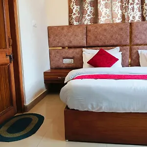 White House By Aston Hills Hotel
